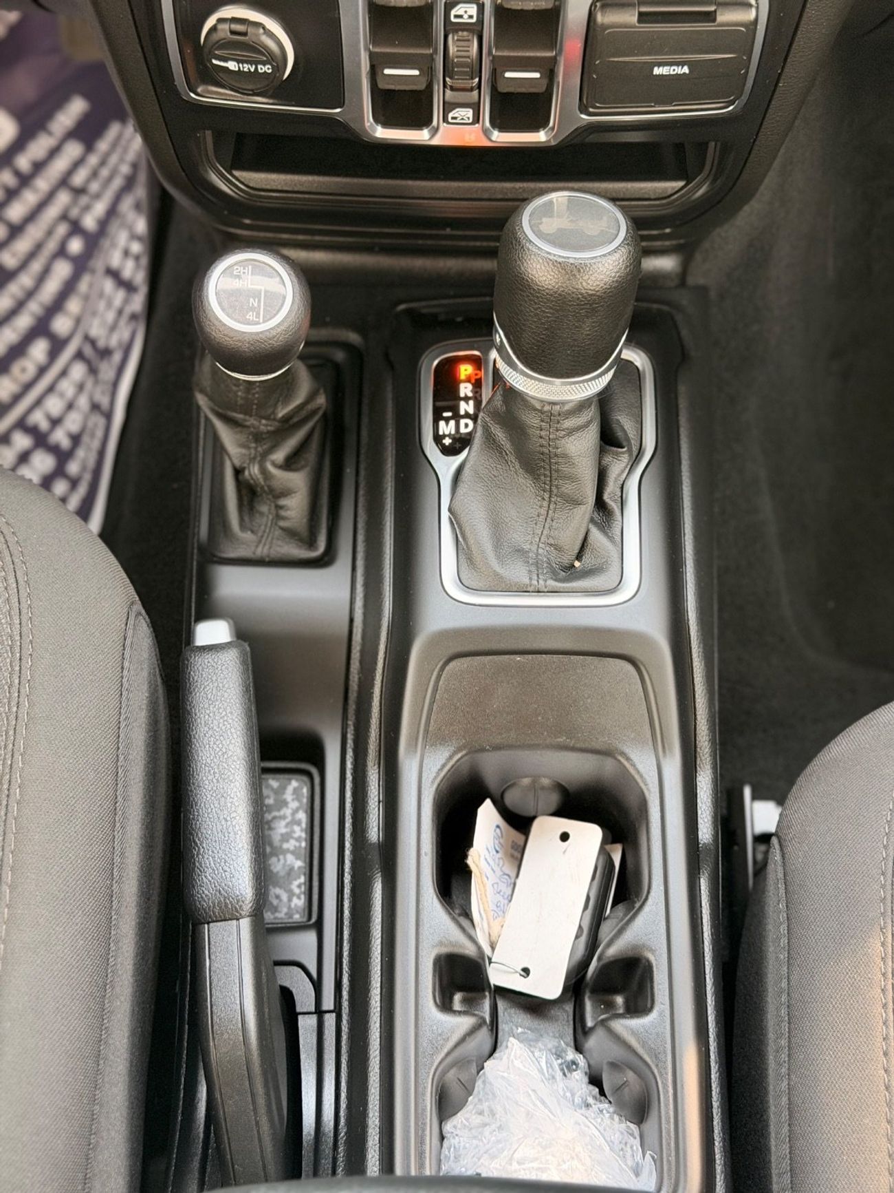 Jeep Wrangler Unlimited Sport S 2.0L A/T