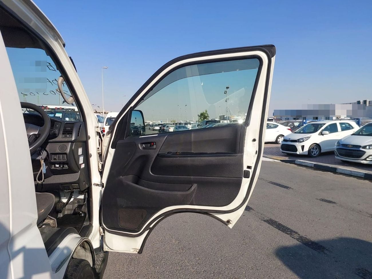 تويوتا هاياس TOYOTA HIACE VAN RHD 2019 MODEL 2.8 L DIESEL AUTOMATIC(PM05162)