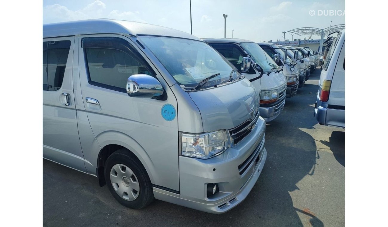 تويوتا هاياس Useds Hiace FOR EXPORT ONLY-Right hand Drive  || A/T & M/T, Diesel and Gasoline