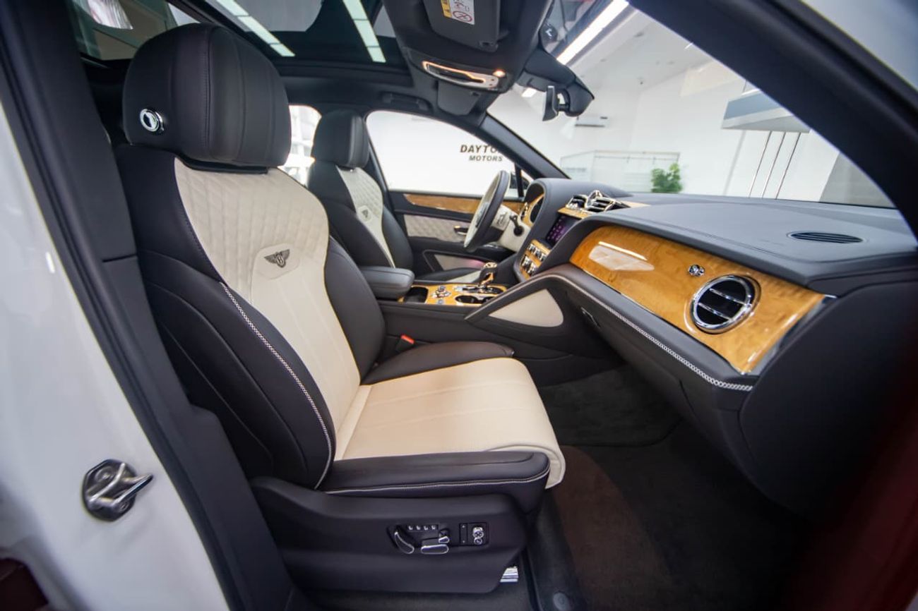 بنتلي بينتايجا Bentayga 4.0T