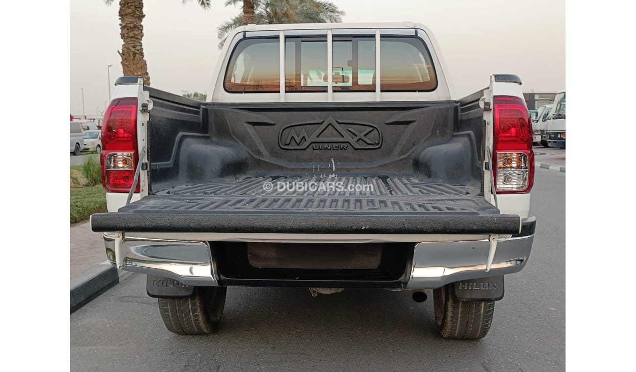 Toyota Hilux 2.4L Diesel / M/T EXCELLENT CONDITION (LOT # 79742)