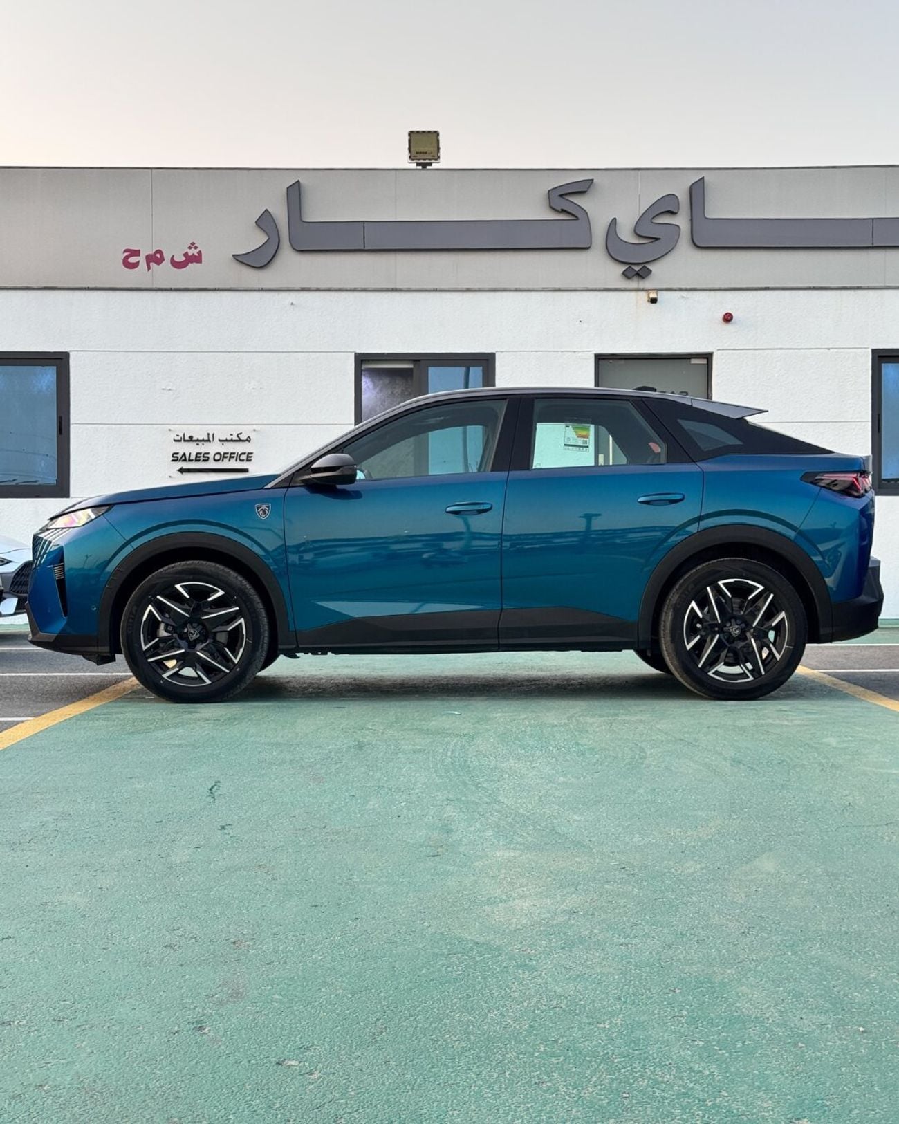 Peugeot 3008 NEW PEUGEOT 3008 GT - 1.6T - (2025 MODEL) GCC specs