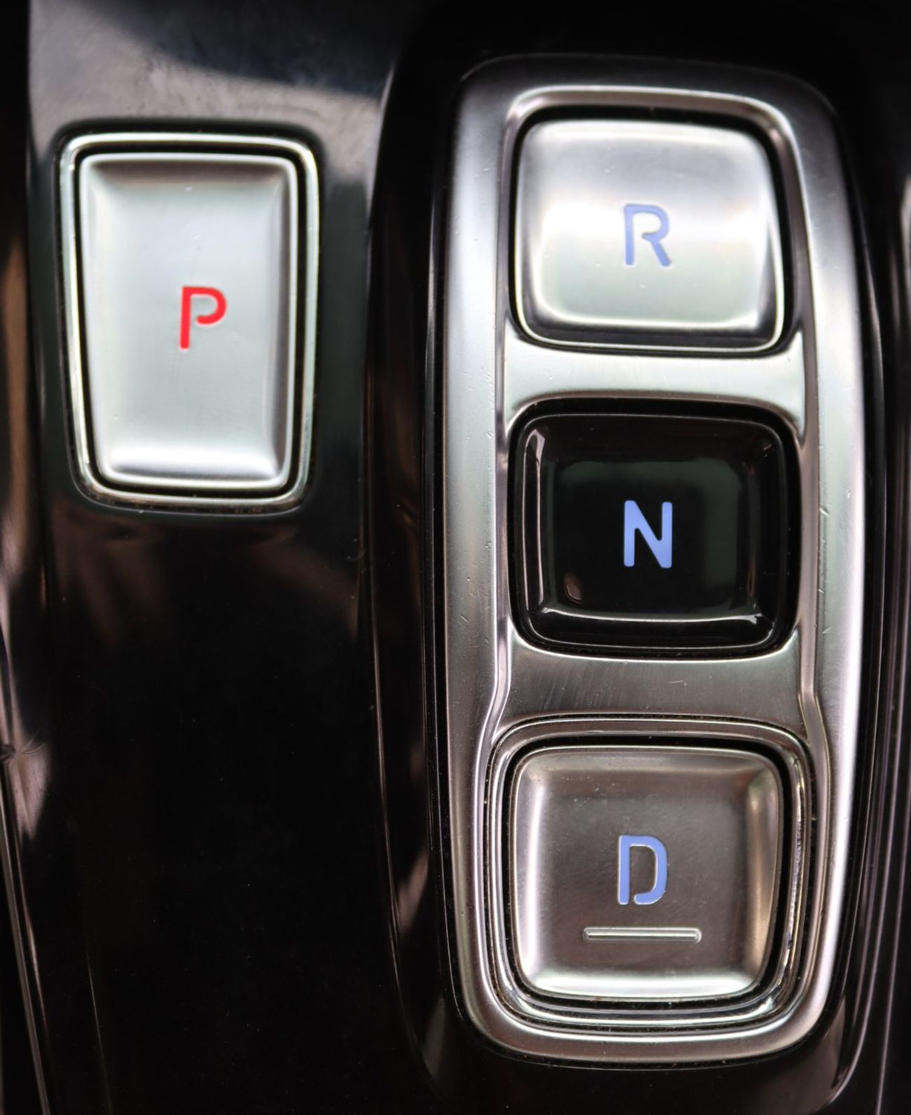 هيونداي سوناتا هيونداى سوناتا خليجى موديل 2020 -2.5L ممشىى 97000 كم  بسعر40000  بحاله ممتازه