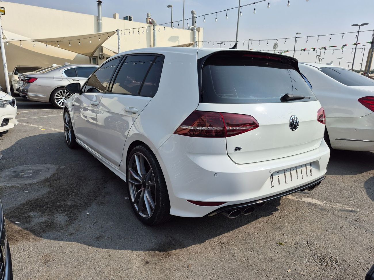 فولكس واجن جولف ار