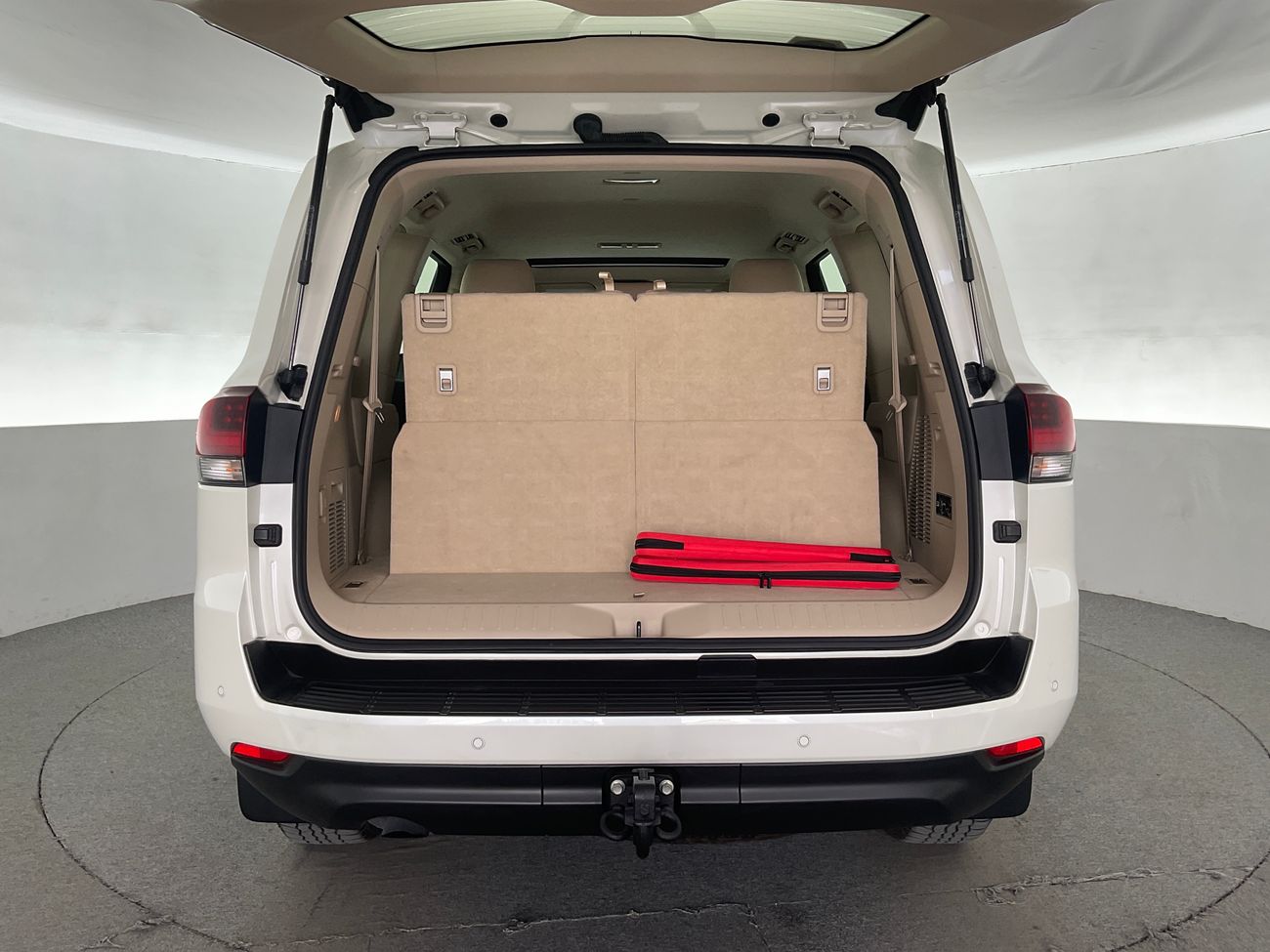 تويوتا لاند كروزر Black Edition (EXR) | شامل الضمان | 0 ﺪﻔﻋﺓ ﺃﻮﻟﻯ