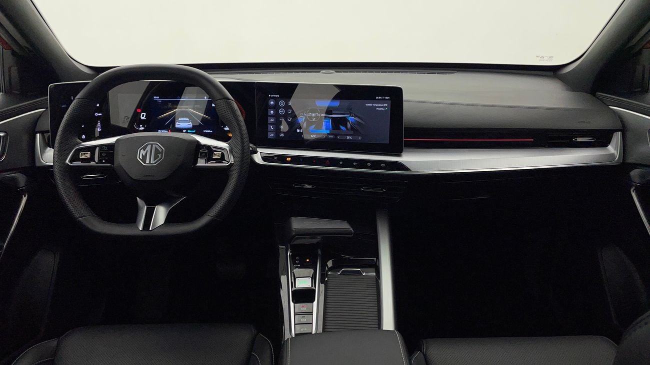 أم جي وان LUXURY 1.5 | بدون دفعة مقدمة | اختبار القيادة في المنزل