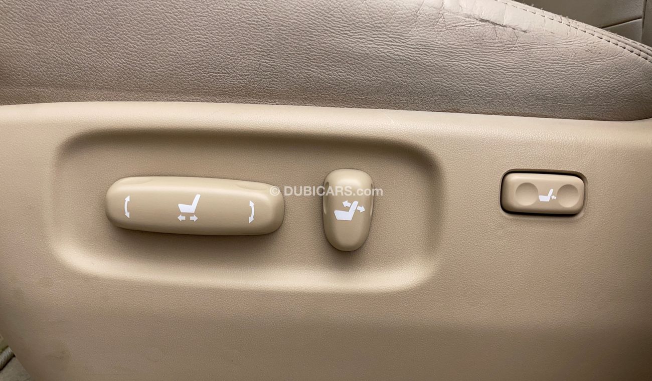 Toyota Land Cruiser GXR 4 | Under Warranty | Inspected on 150+ parameters