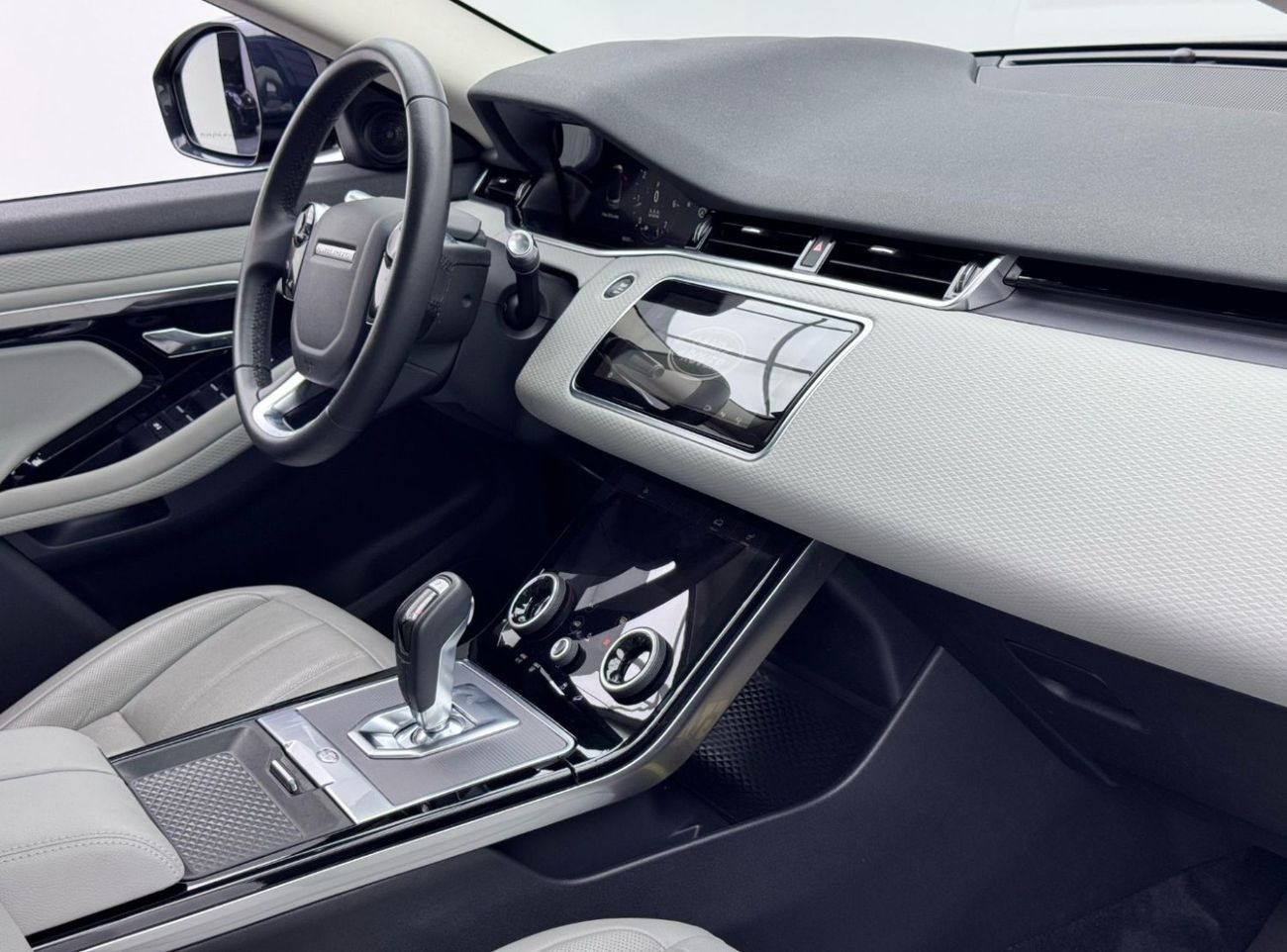 Land Rover Range Rover Evoque P200 S 2.0L 2020 Range Rover Evoque P200 S, Warranty, Full Range Rover Service History, Low Kms, GCC