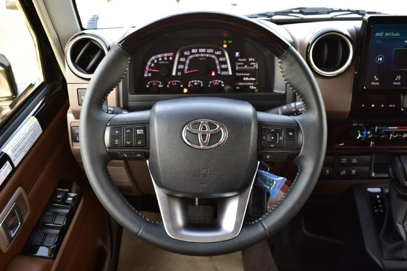 تويوتا لاند كروزر 70 S-DLX 2.8L (5 Door)