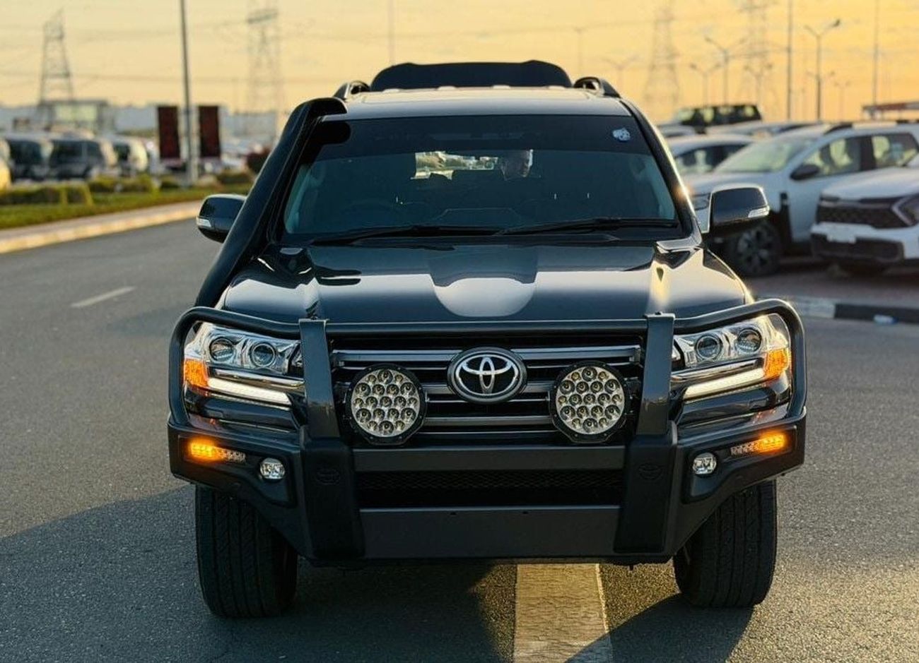 تويوتا لاند كروزر -