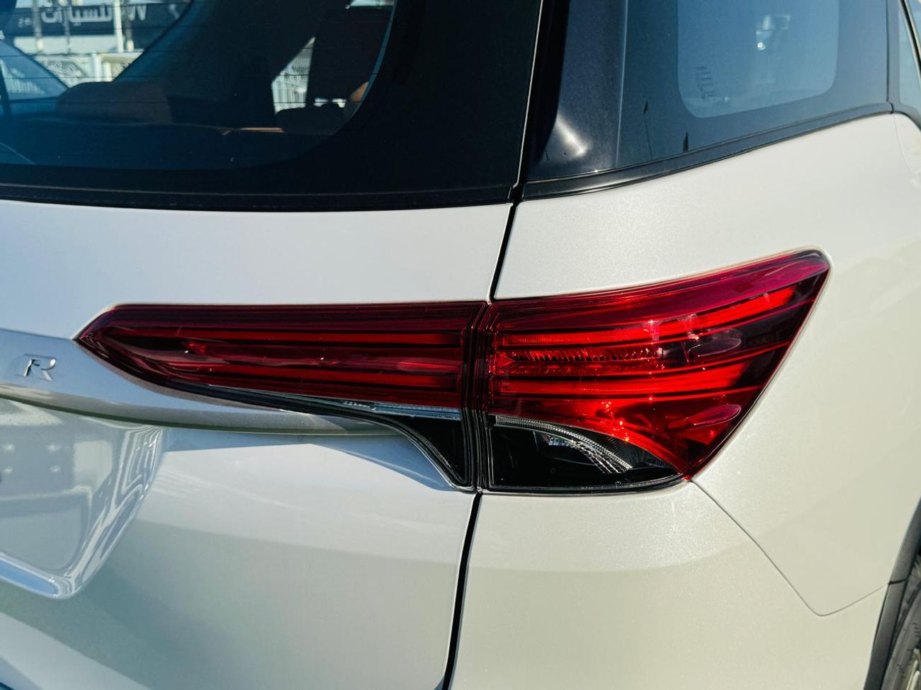 Toyota Fortuner TOYOTA FORTUNER 2.7L PETROL 2025