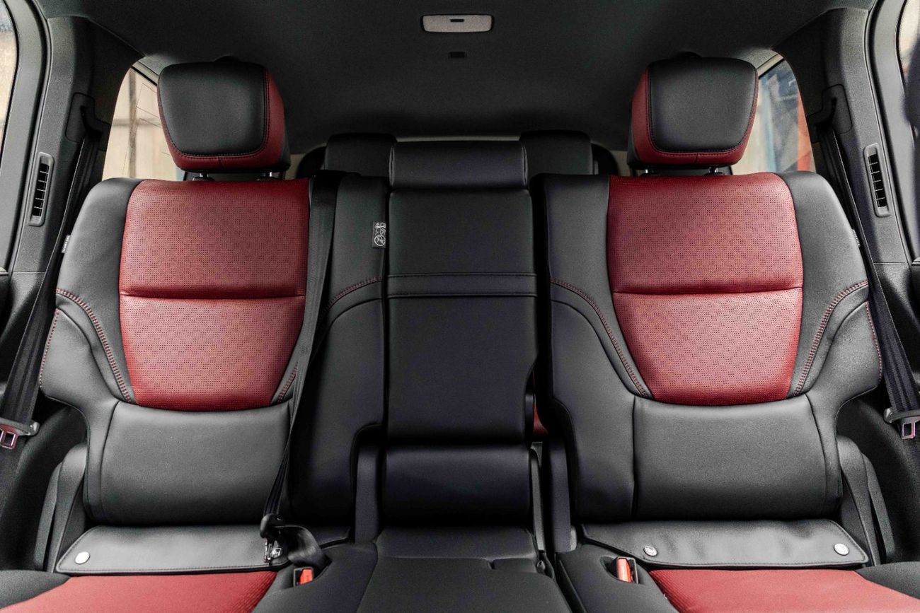 تويوتا لاند كروزر GRS 3.5L - Black Inside Maroon | Export Only
