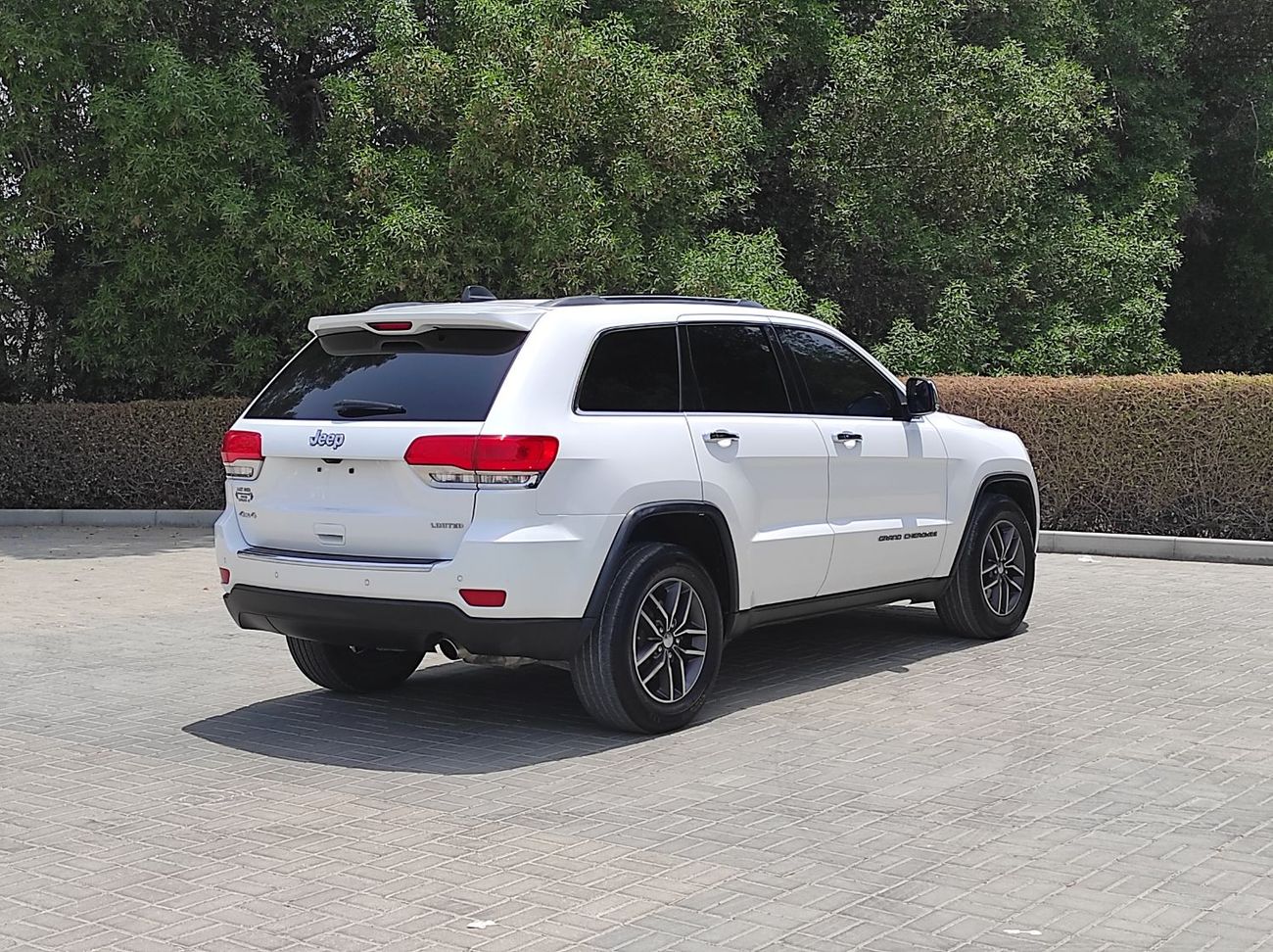 Jeep Grand Cherokee Limited 3.6L Jeep Grand Cherokee 2018 Limited Full automatic 4×4 V6 3.6