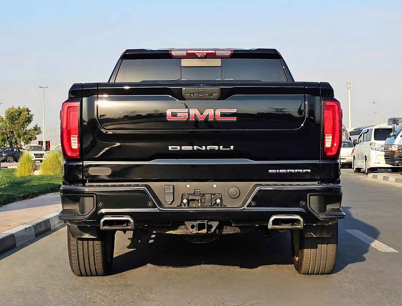 جي أم سي سييرا K 1500 DENALI/ CLEAN TITLE/ V8 5.3L 4WD/ 1881 MONTHLY/ LOT# 15050