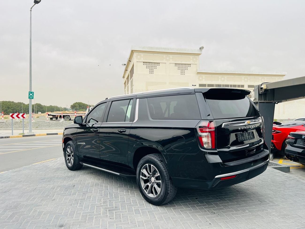 Chevrolet Suburban LT 5.3L 4WD