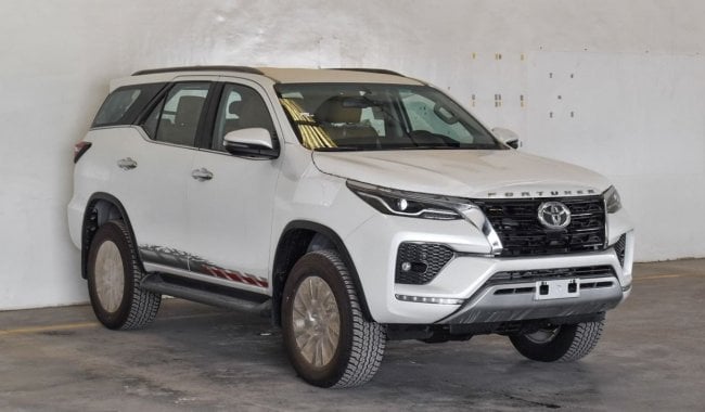 Toyota Fortuner 2023 Toyota Fortuner 2.8 D A/T 23 - Pearl White inside Chamois | Export Only