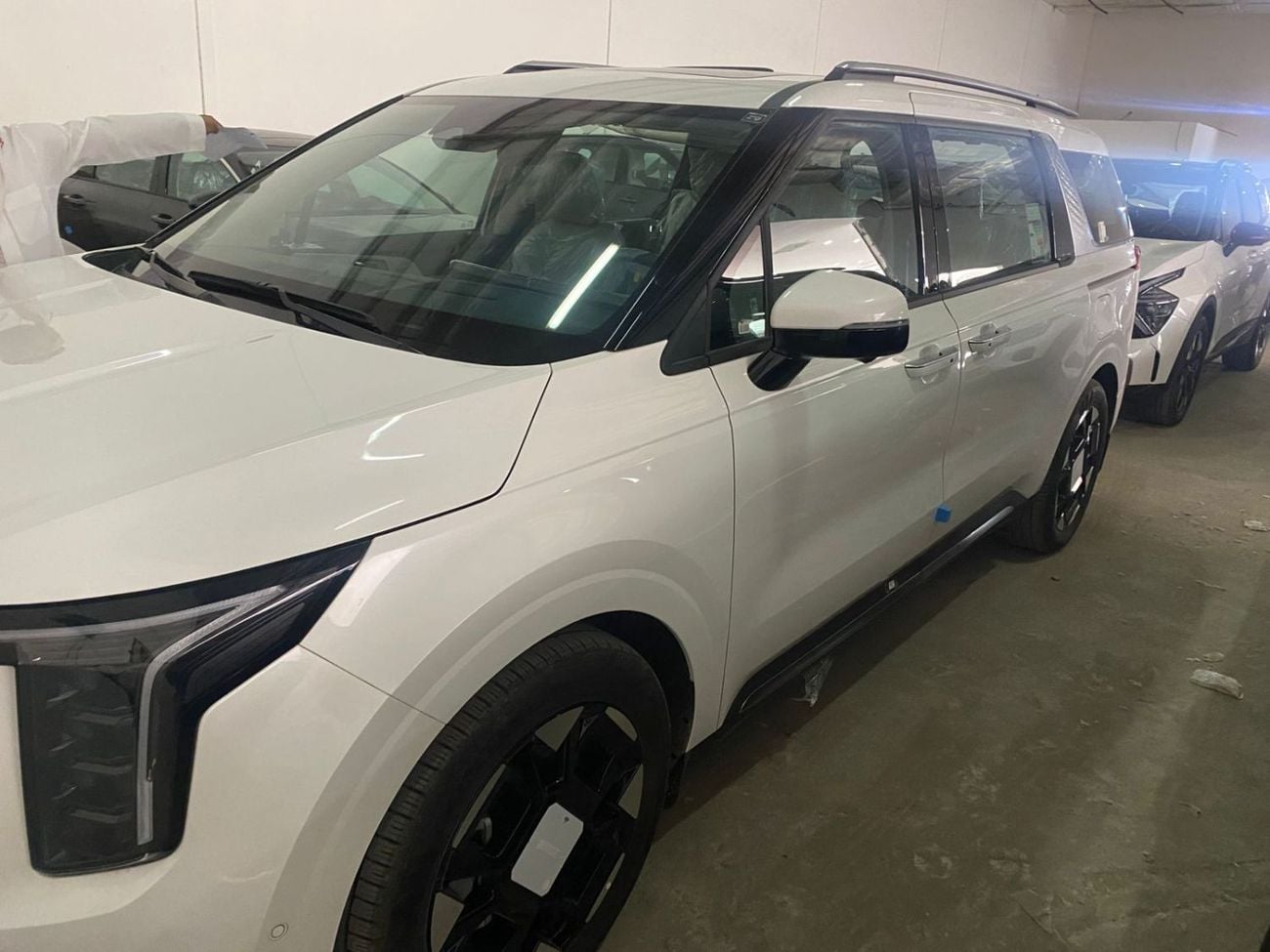 كيا كارنيفال EX DLX 2026 Kia Carnival 3.5L AT Petrol
