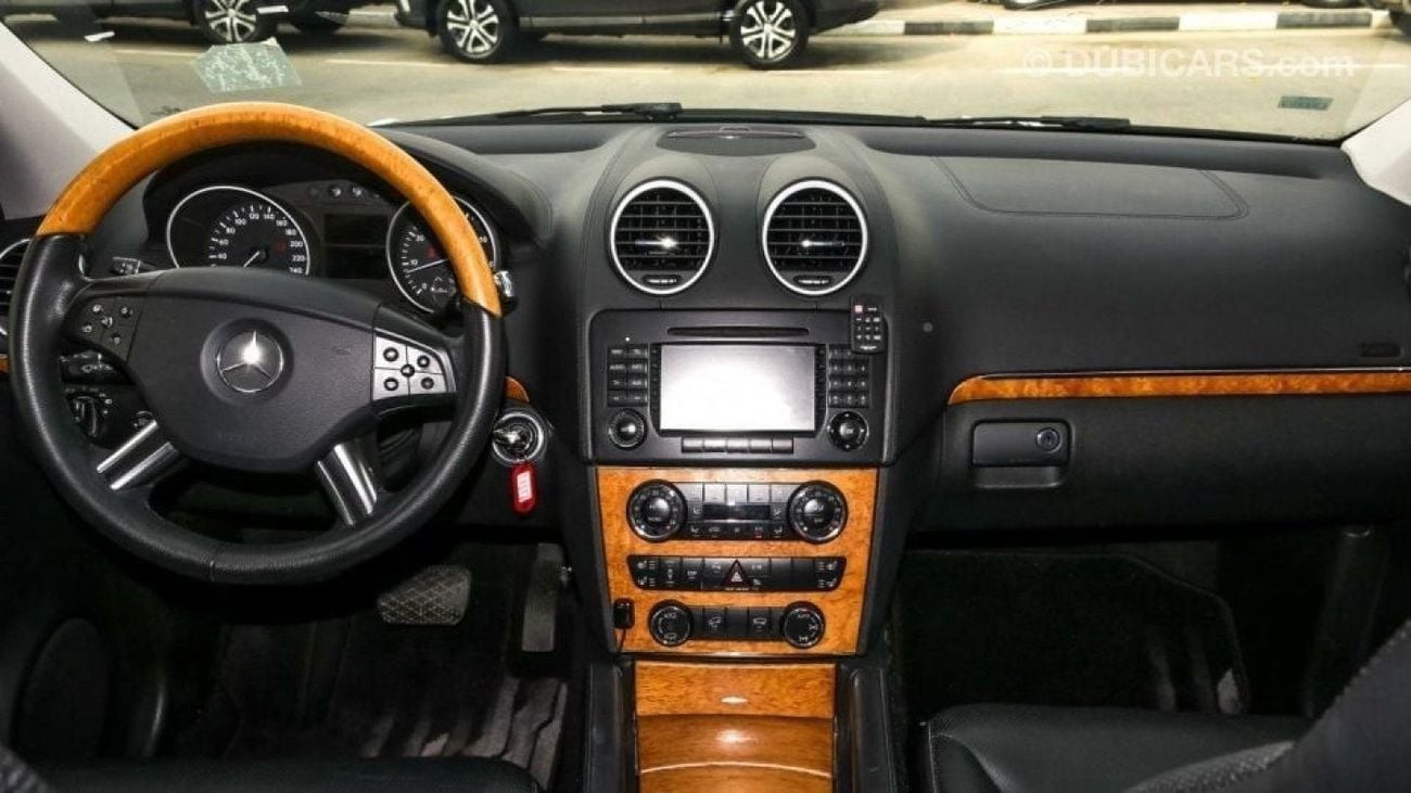 Mercedes-Benz GL 550