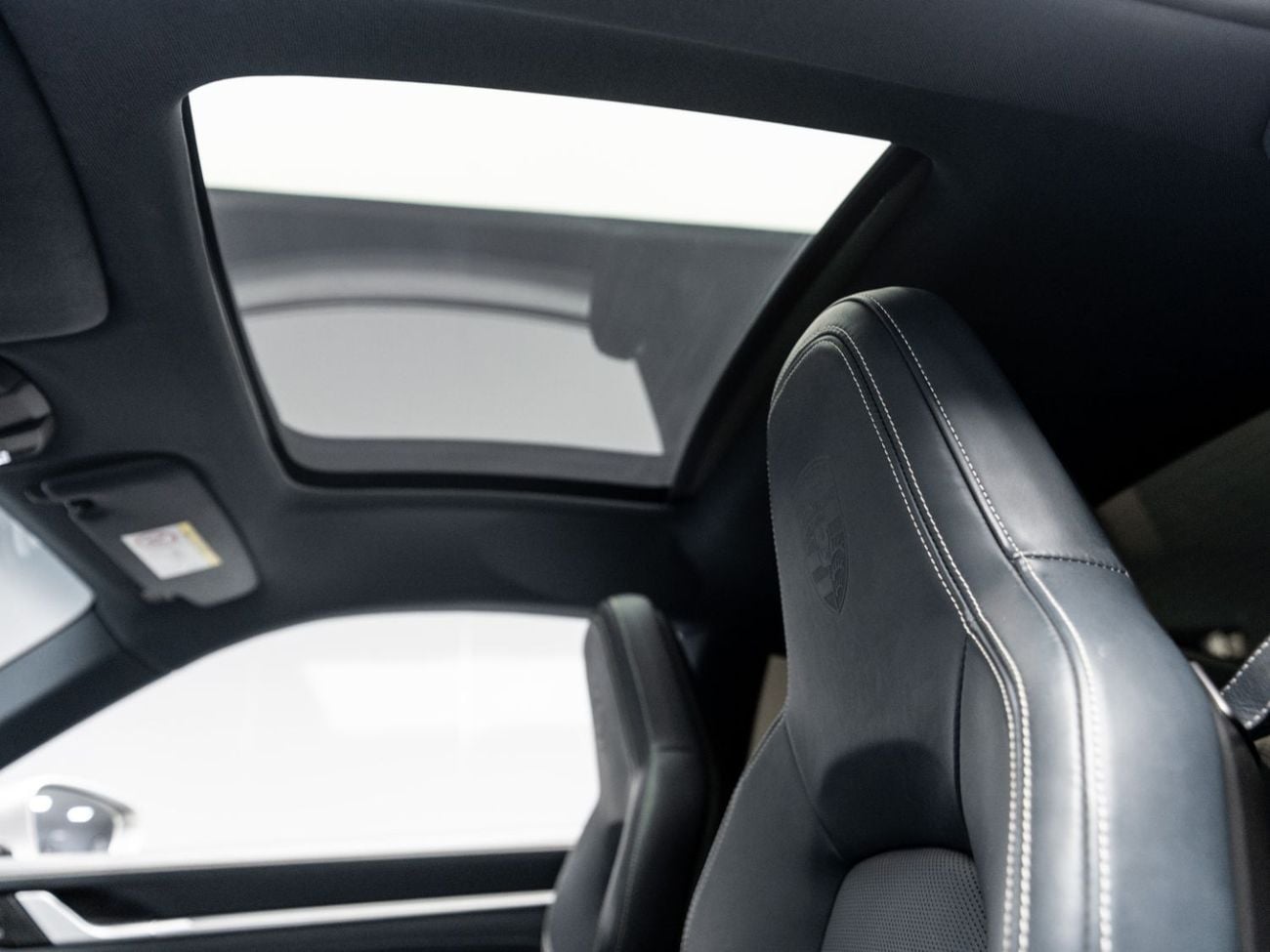 Porsche 911 Carrera 4S 3.0L (380 HP) Coupe SUMMER STARTS NOW | EXCLUSIVE DEAL BY BLACKLINE, December 2026 Porsch