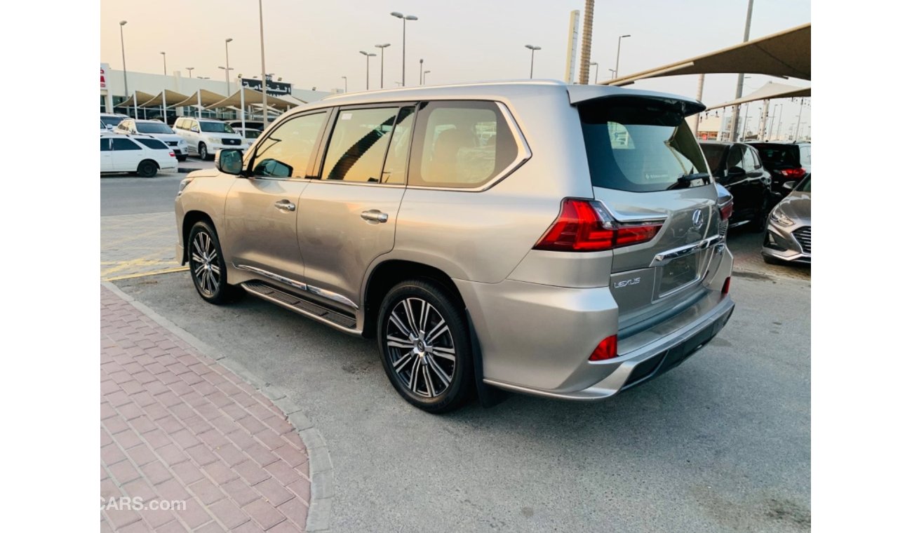 Lexus LX570