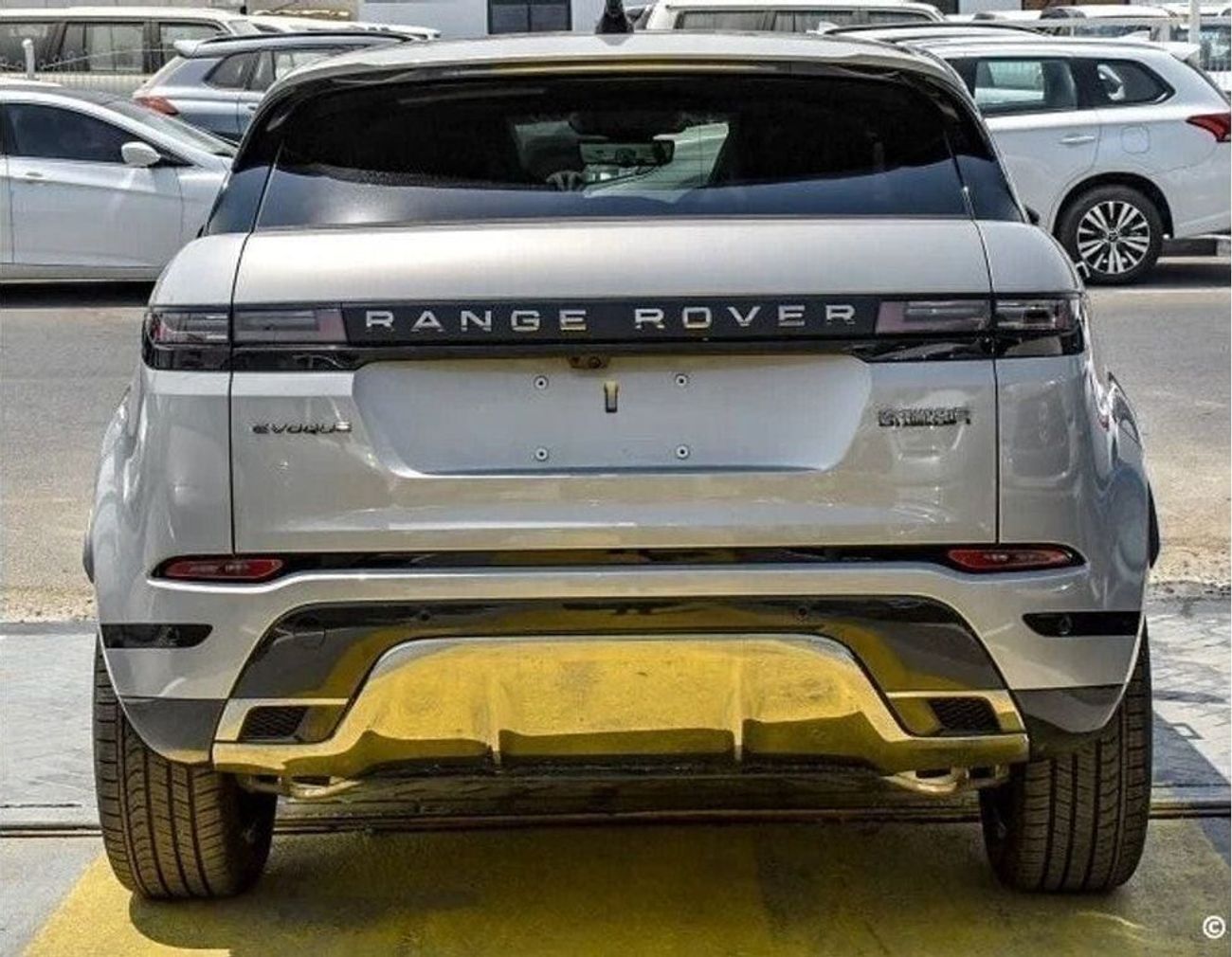 Land Rover Range Rover Evoque 2.5L DYNAMIC P250 SE 2024