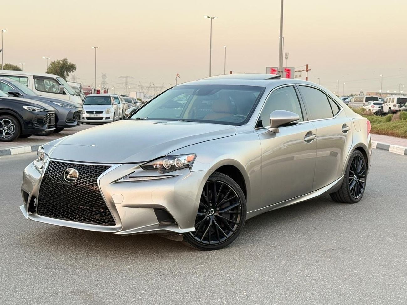 Lexus IS300 AWD (NON GCC) AWD