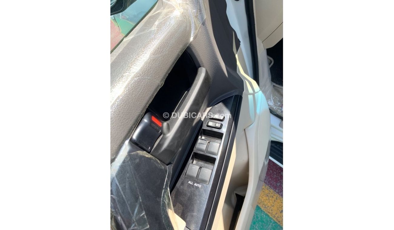 Toyota Land Cruiser GXR2