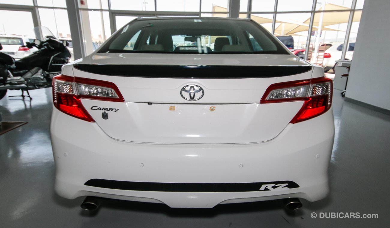 Toyota Camry RZ