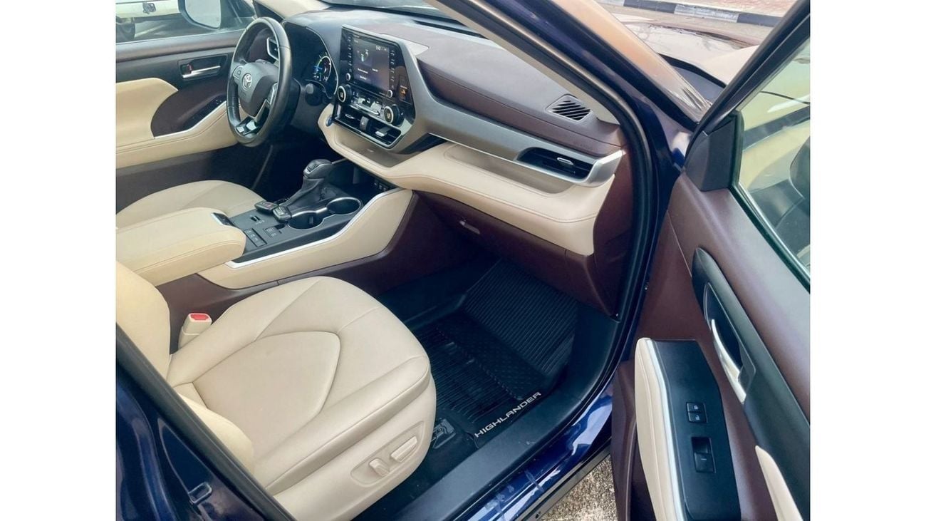 Toyota Highlander 2021 Toyota Highlander XLE hybrid Fuel - 2.5L V4 - Full Option - 4x4 AWD - Fully 7 Leather Seats - 5