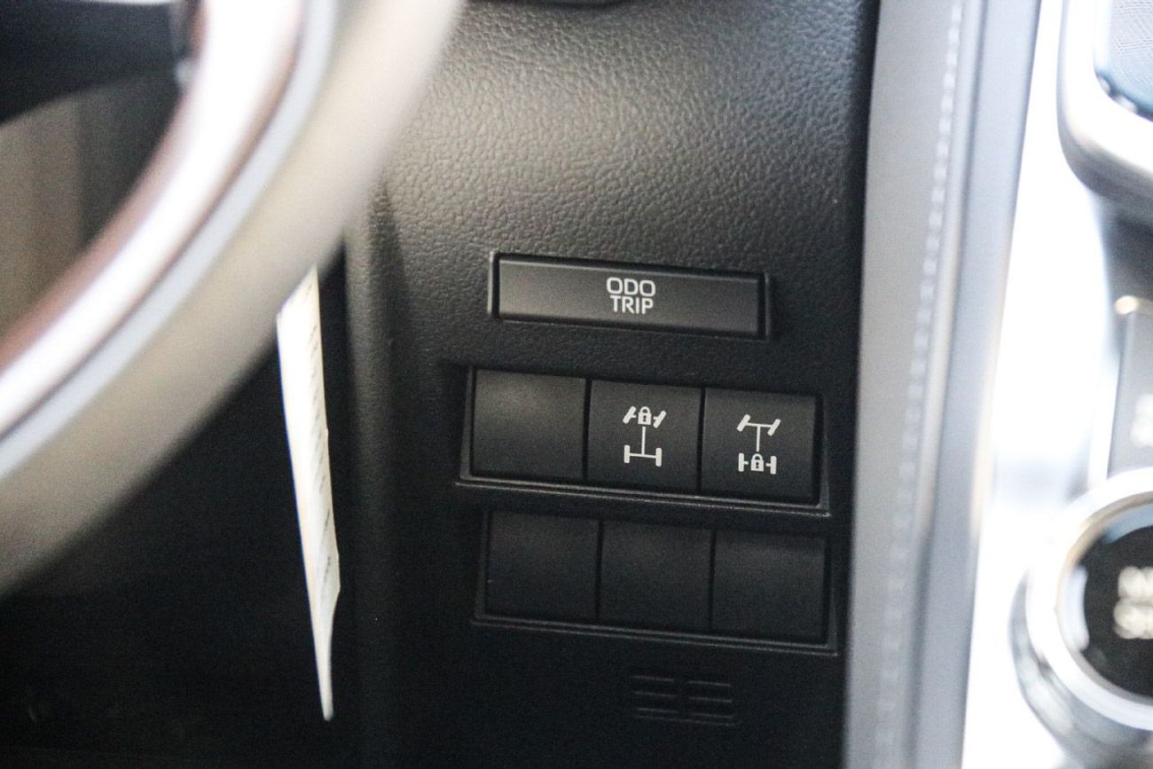 تويوتا لاند كروزر 2026 Toyota Land Cruiser VX 4.0L AT Petrol (Full Option)