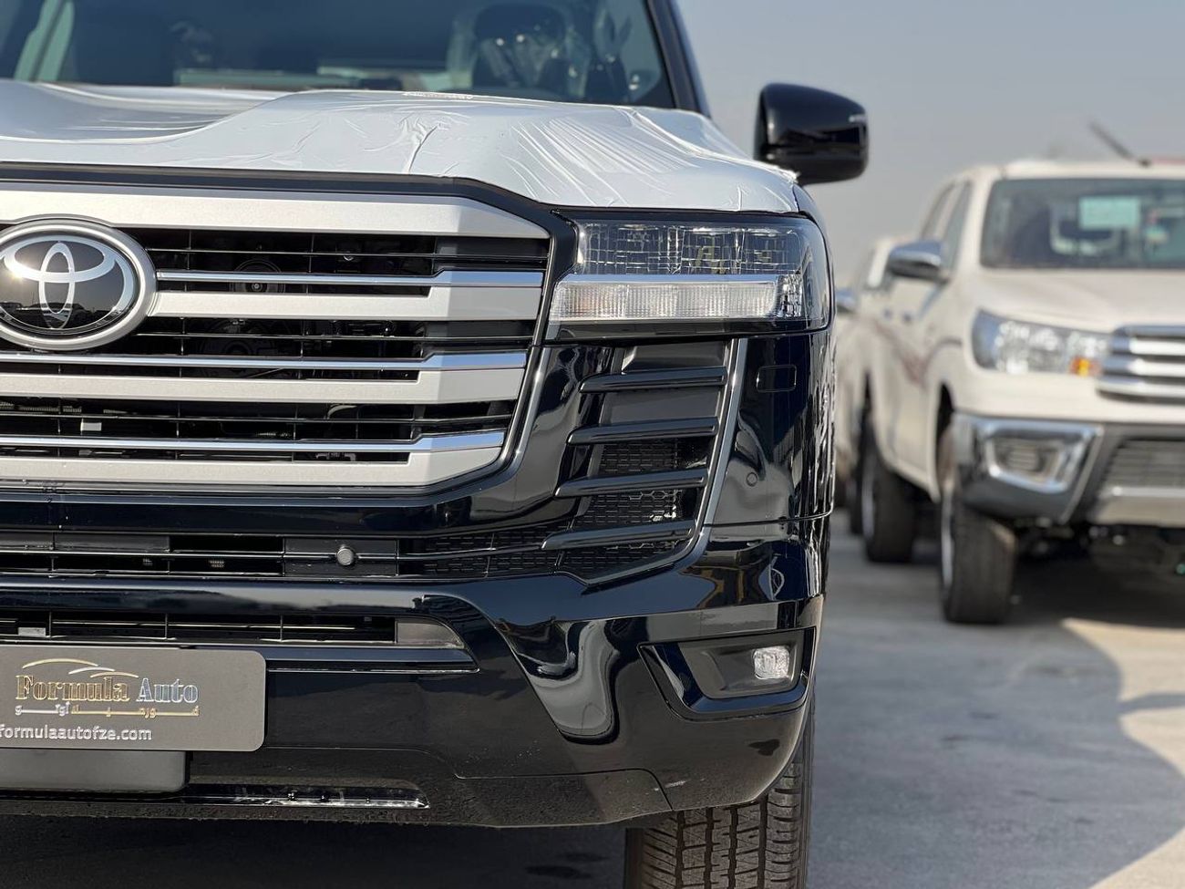 Toyota Land Cruiser GXR 3.5L PTR A/T // 2026 // HIGH OPTION WITH RADAR , LEATHER & POWER SEATS , DVD & BACK CAMERA // SP