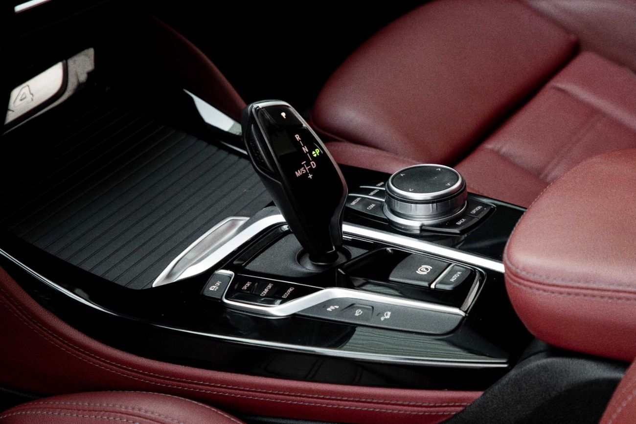 BMW X4 xDrive 30i | 3133 P.M | 0% Downpayment | M-Kit | Full BMW Service History!