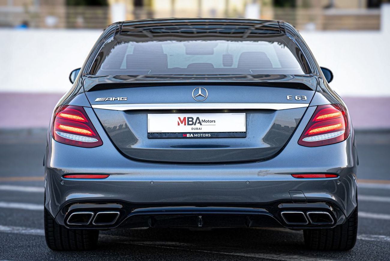 مرسيدس بنز E 63 S AMG Std 4.0L