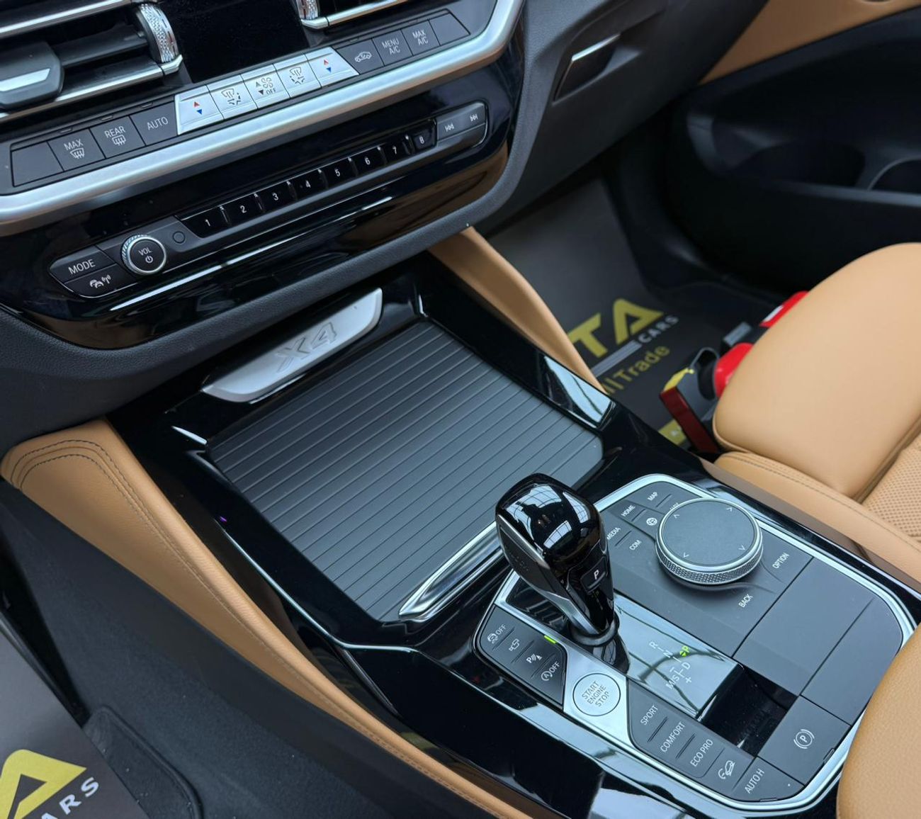 بي أم دبليو X4 xDrive 30i M Sport 2.0L 2024 BMW X4 xDrive30i M-Sport, 5 Years BMW Warranty + Service Pack, Very Low