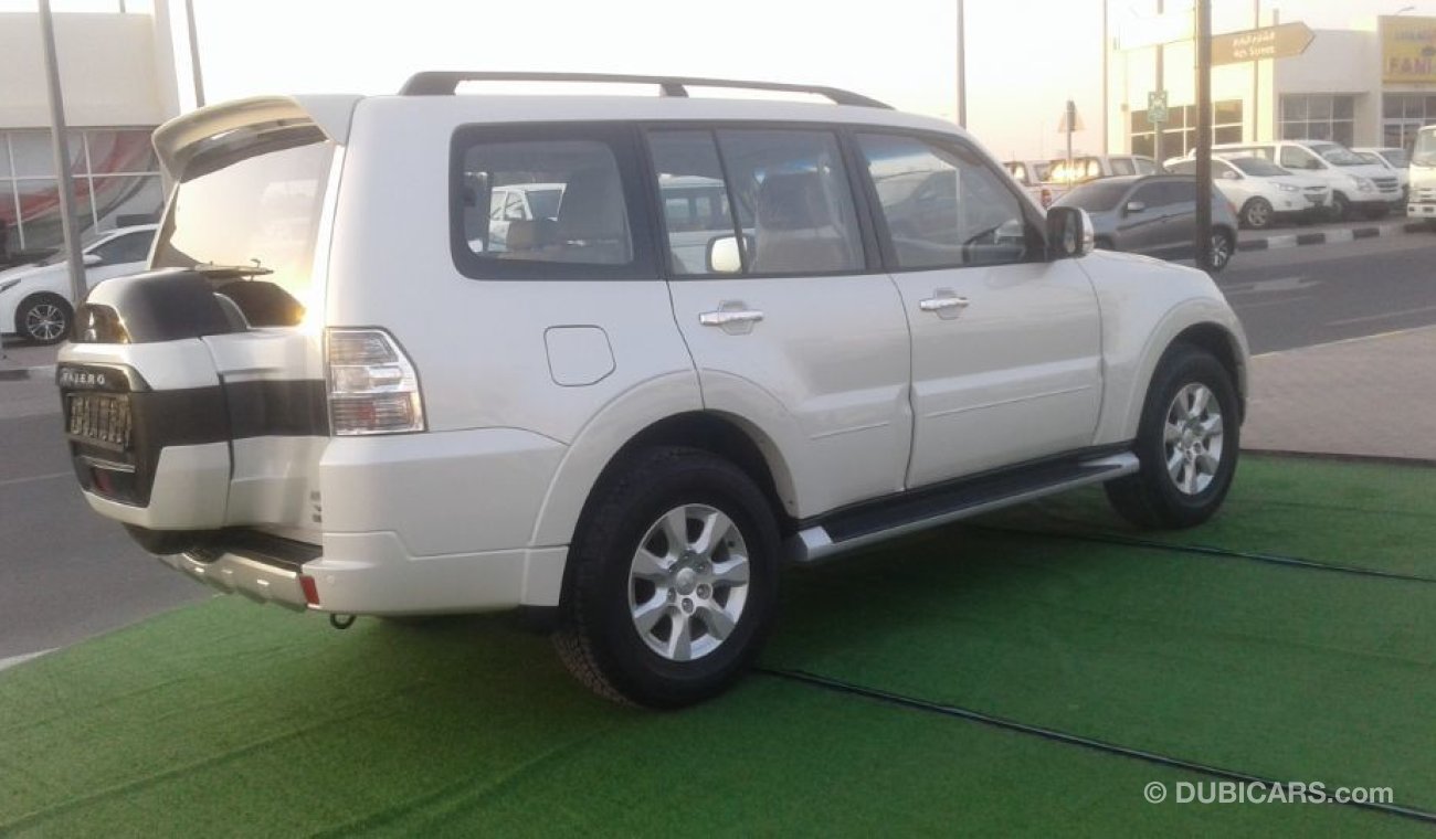 Mitsubishi Pajero NO PIANT NO ACCIDENT KHALIGE Full option