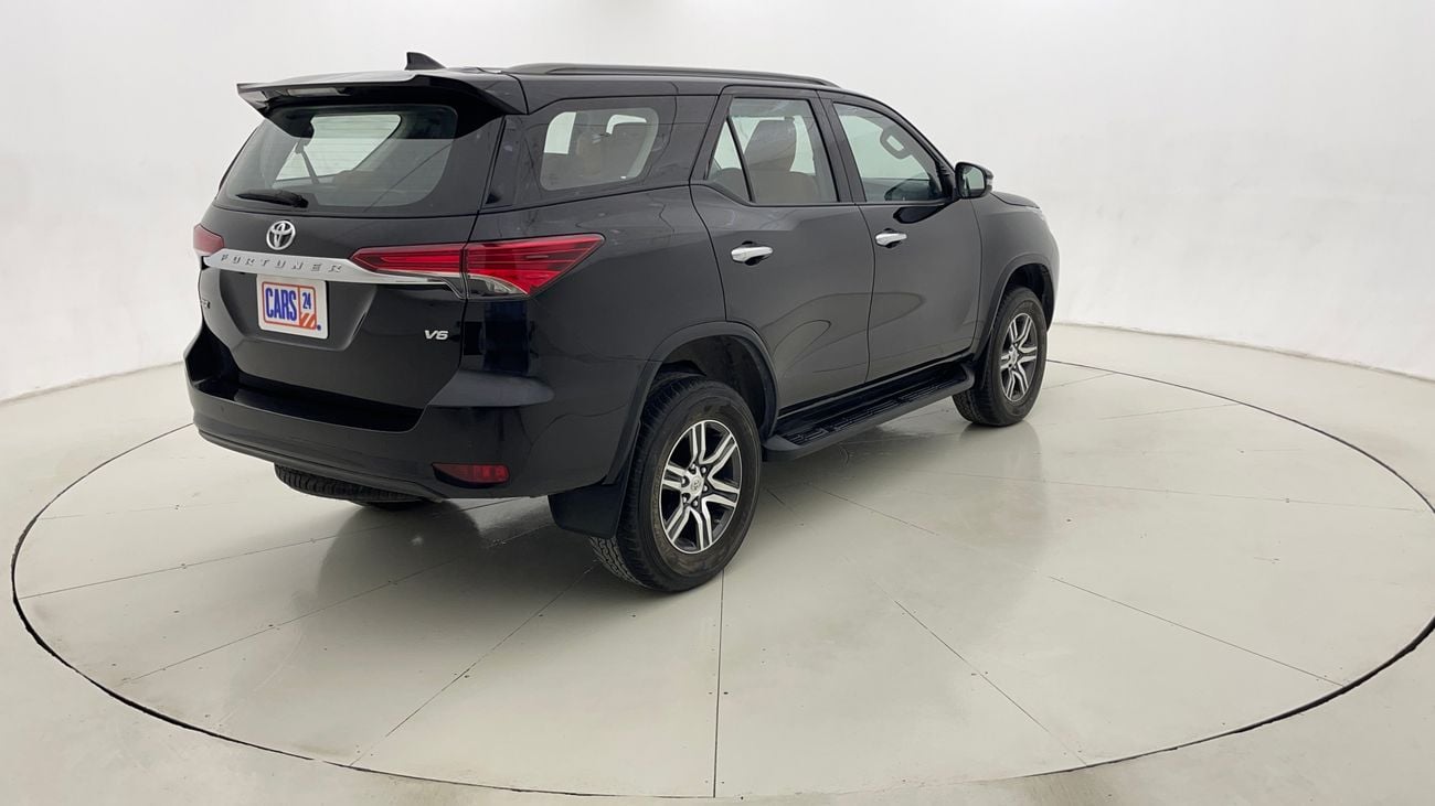 تويوتا فورتونر GXR 4 | بدون دفعة مقدمة | اختبار القيادة في المنزل