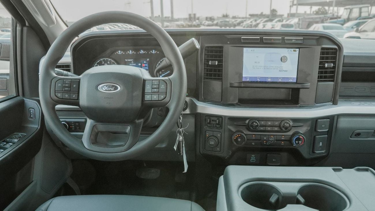 Ford F 250 Ford Super Duty DC F 250 petrol  AT  6.8L V8 2024 model