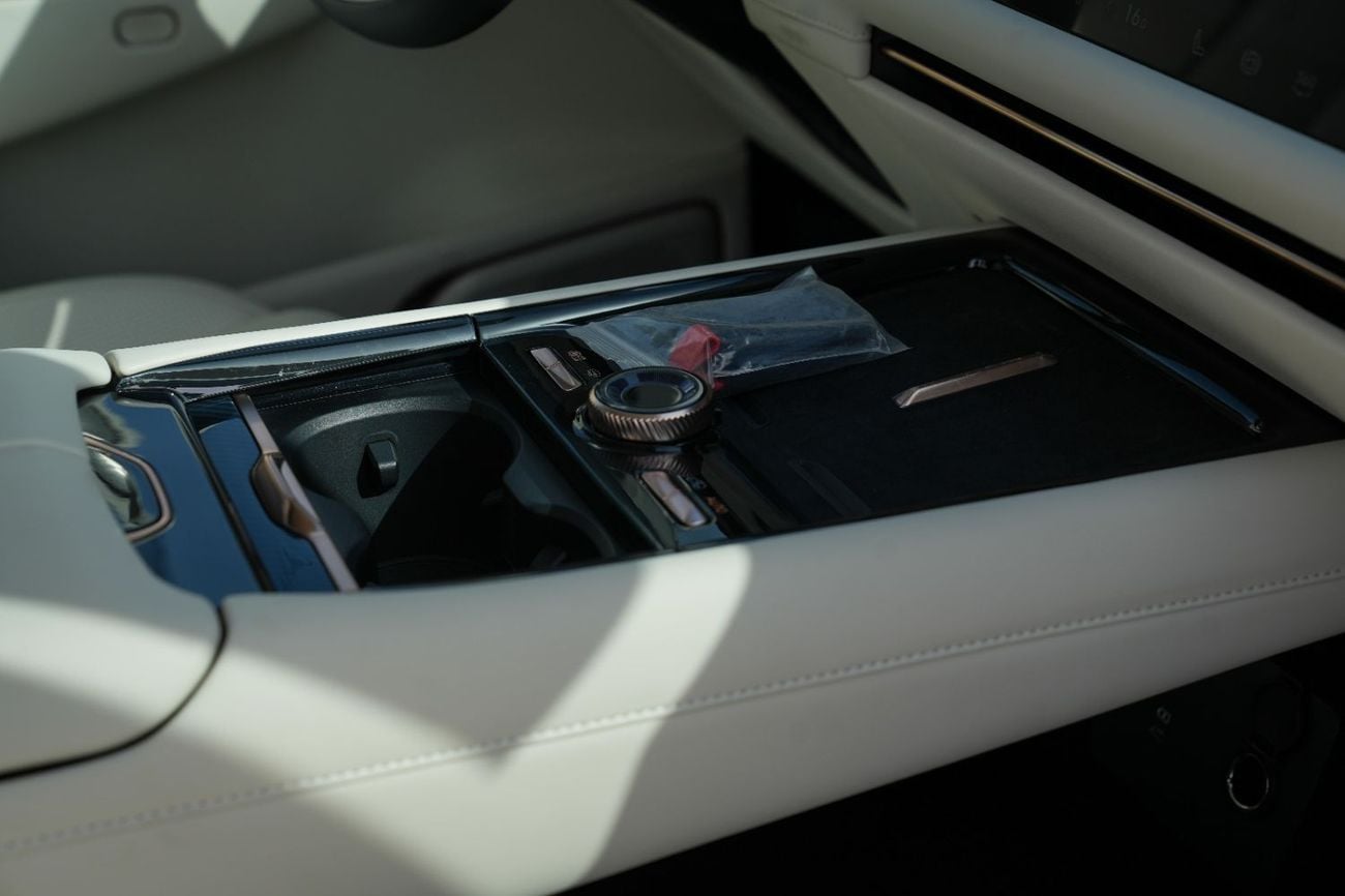 Lynk & Co 900 LYNK & CO 900 ULTRA 2.0 II 2025