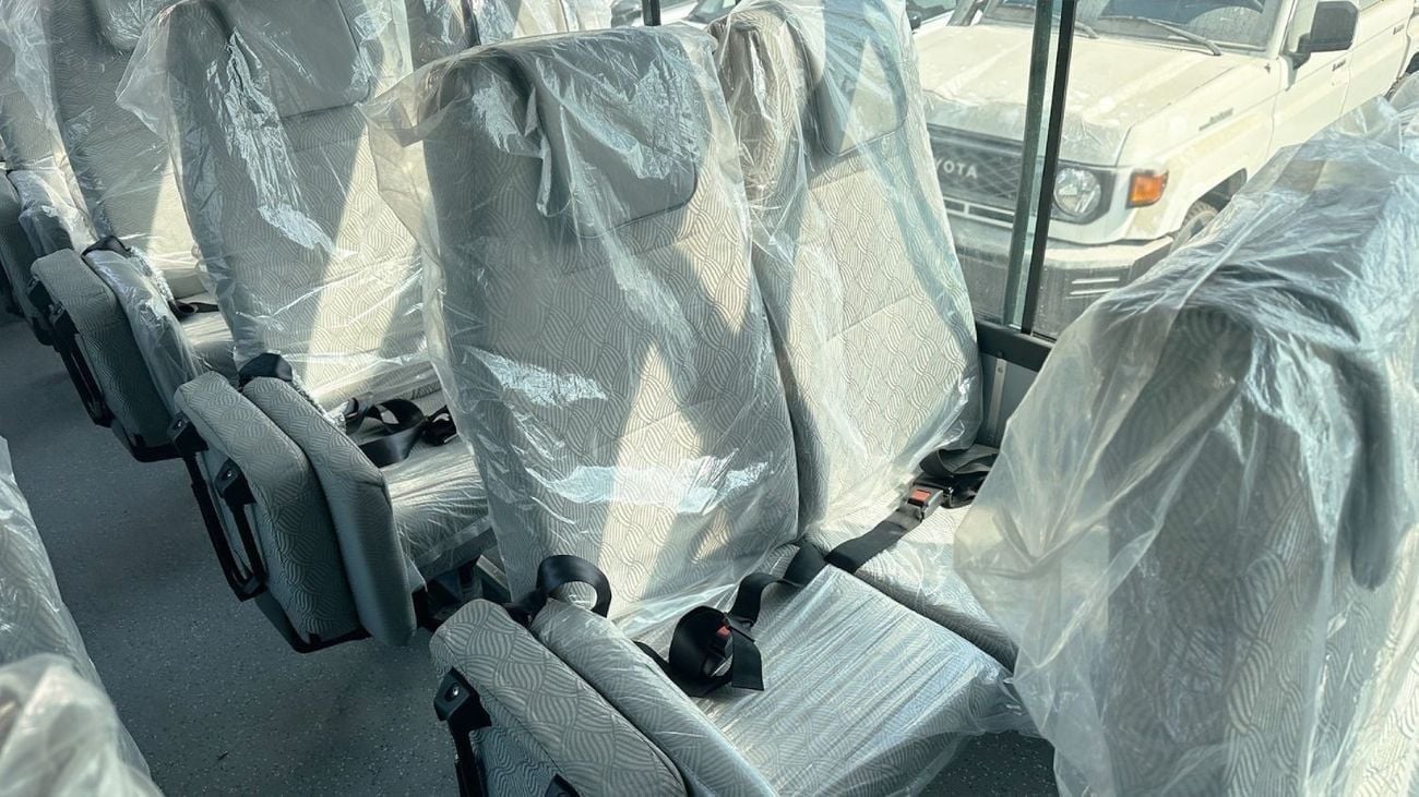 إس إم إل إيسوزو S7 بس SML-Isuzu S7 Bus 3455cc 47-SEATER AC Diesel MT