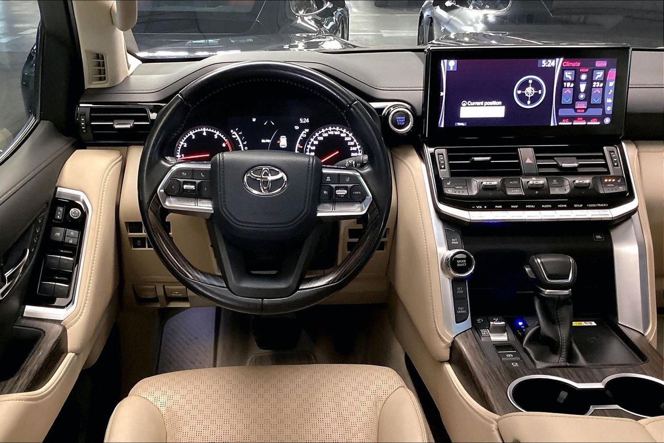 Infiniti Q50 Premium / Luxe | Guaranteed Warranty | 0 Down Payment