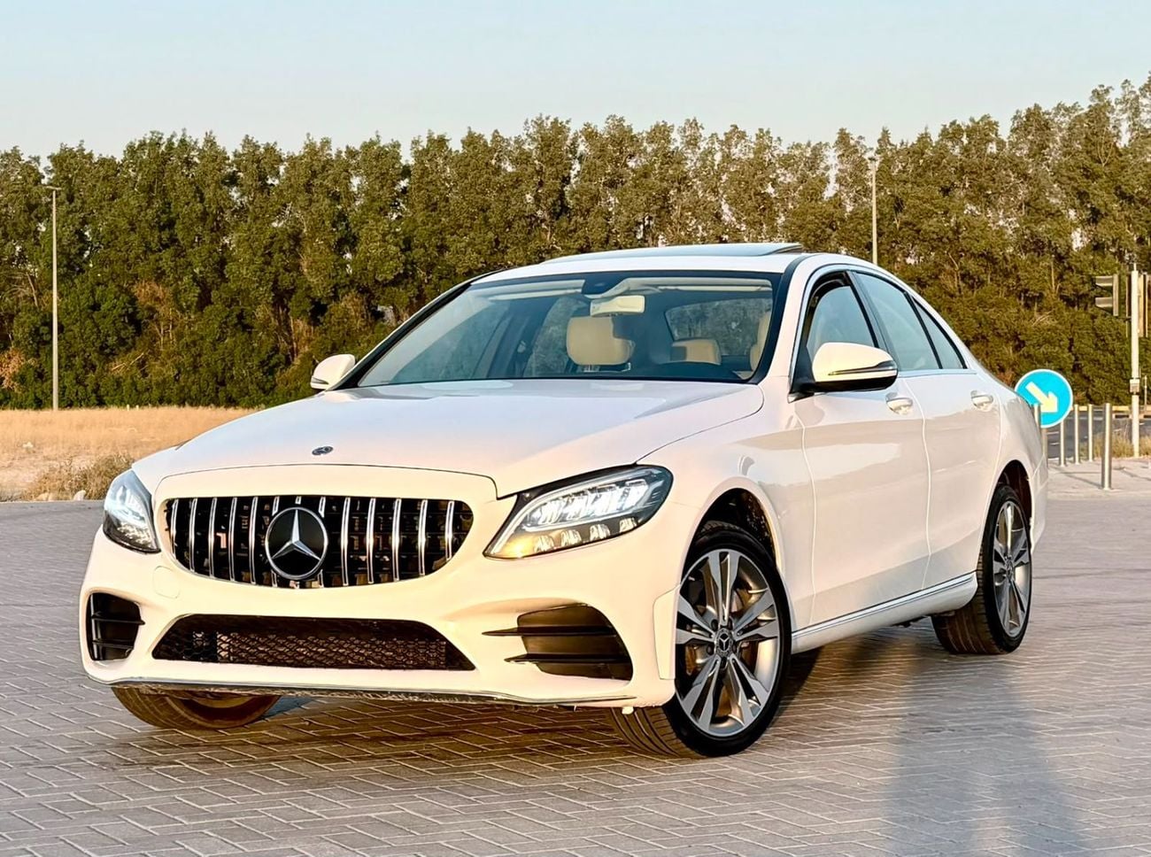 مرسيدس بنز C 300