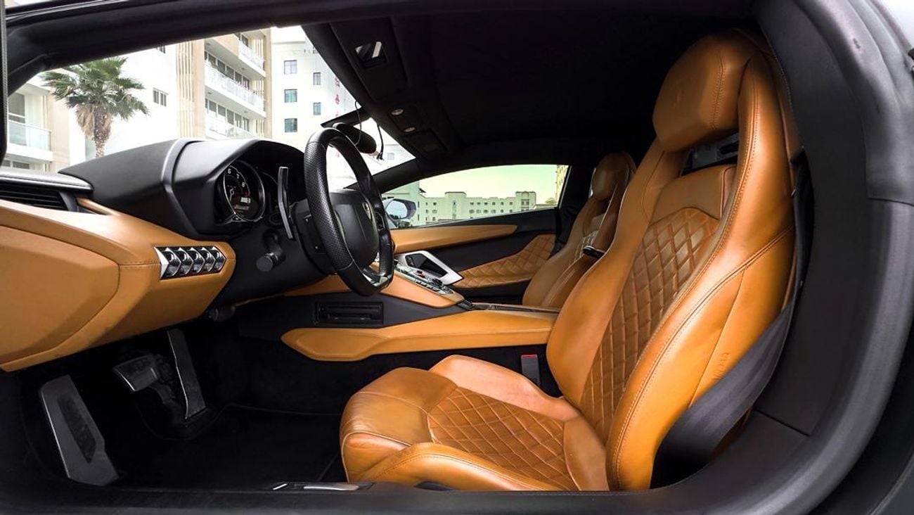Lamborghini Aventador 6.5L V12 GCC Full service history