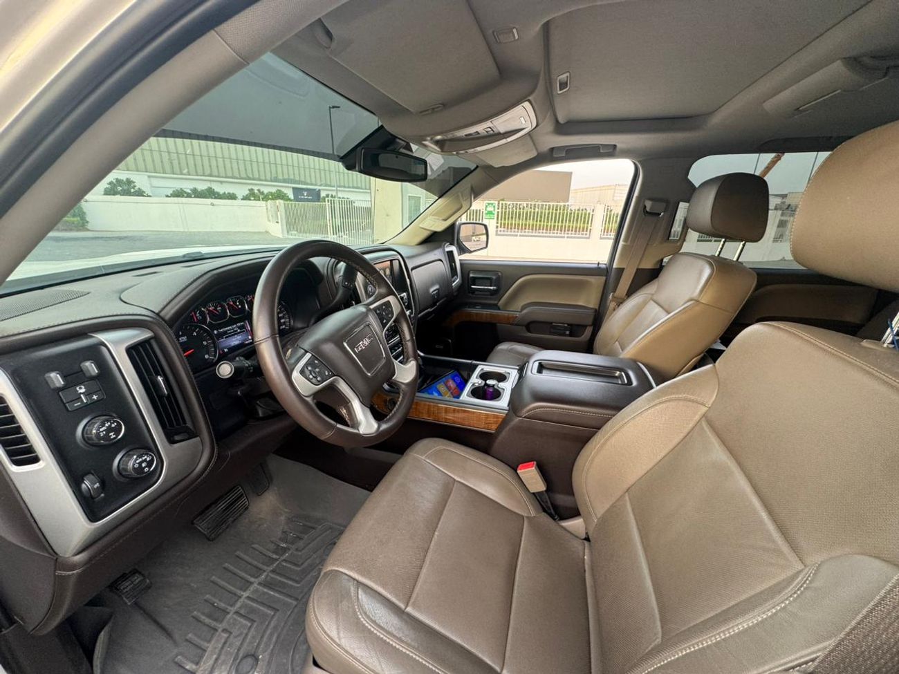 جي أم سي سييرا 1500 SLT 5.3L Double Cab Utility