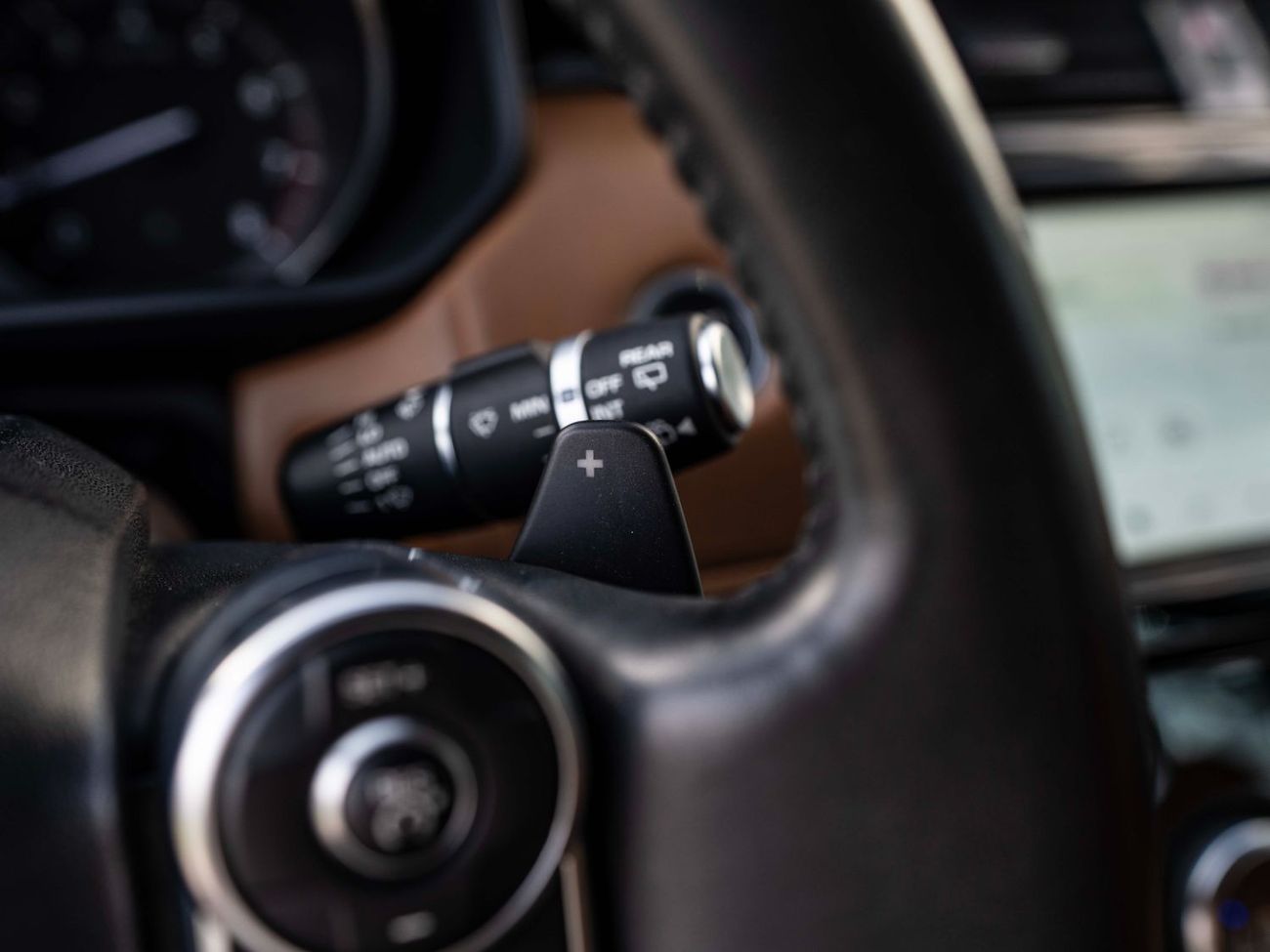 لاند روفر دسكفري HSE Luxury 2.0L 4WD