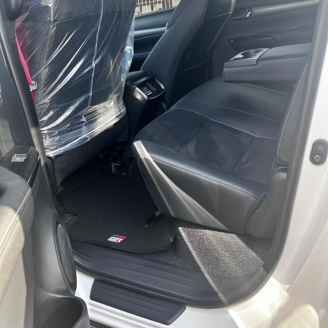 تويوتا هيلوكس GR Sport 2.8L