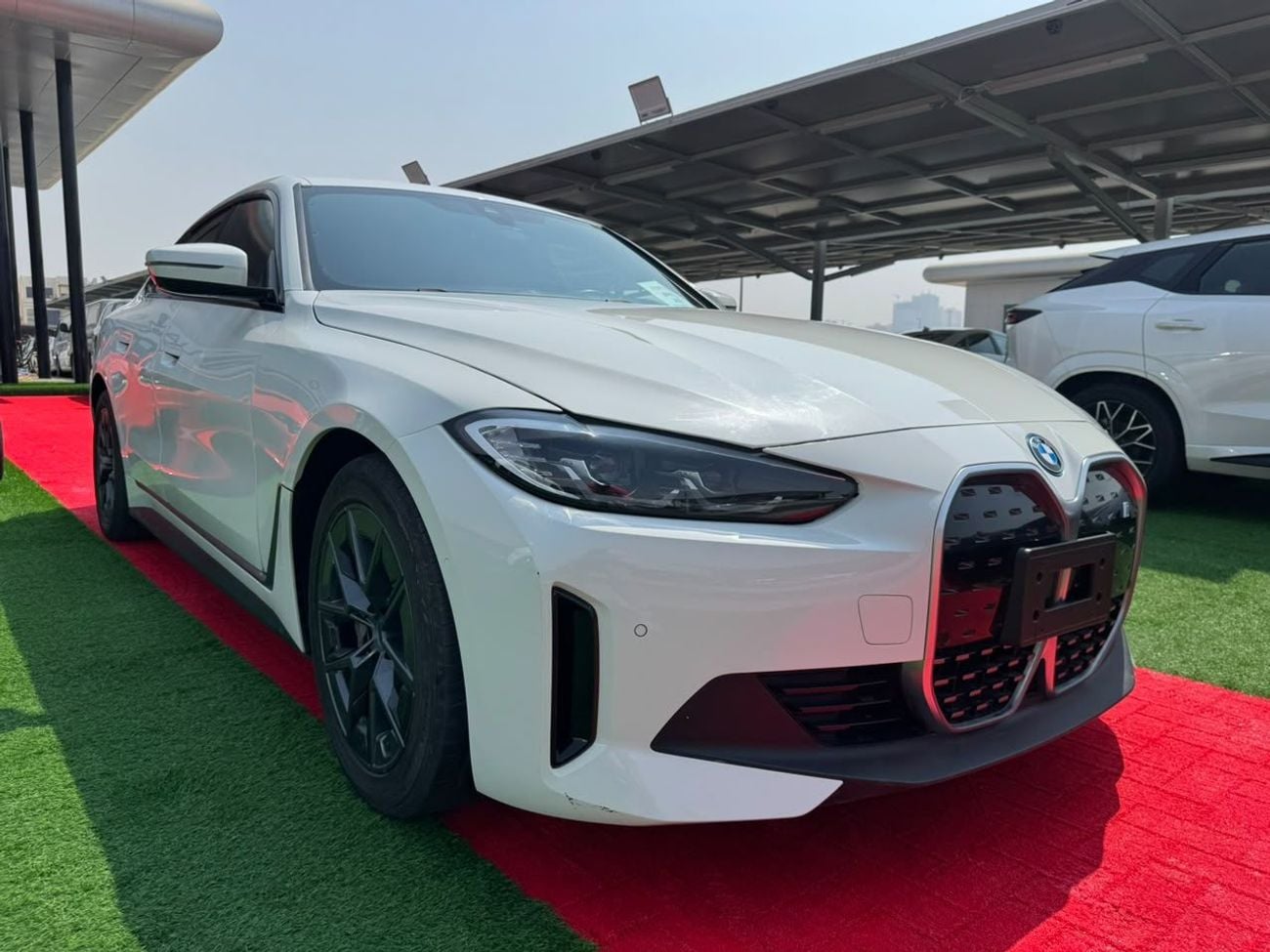 بي أم دبليو i4 غران كوبيه EDRIVE 35 بي إم دبليو i4 eDrive35 | 2023  كاملة المواصفات | مواصفات كندية | أوراق ملكية سليمة