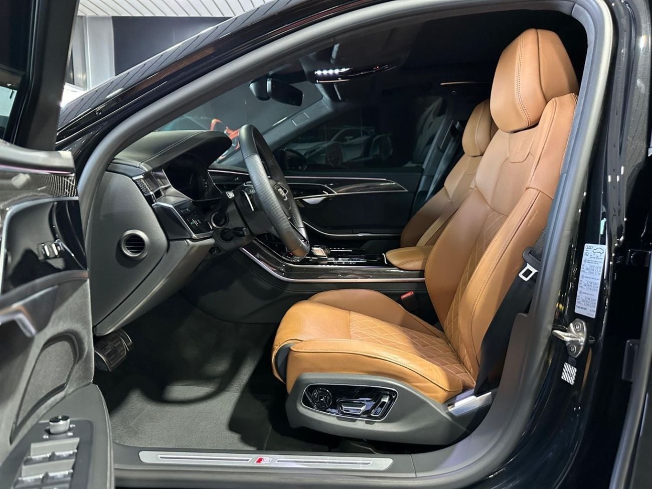 أودي S8 Std 4.0L (563 HP)