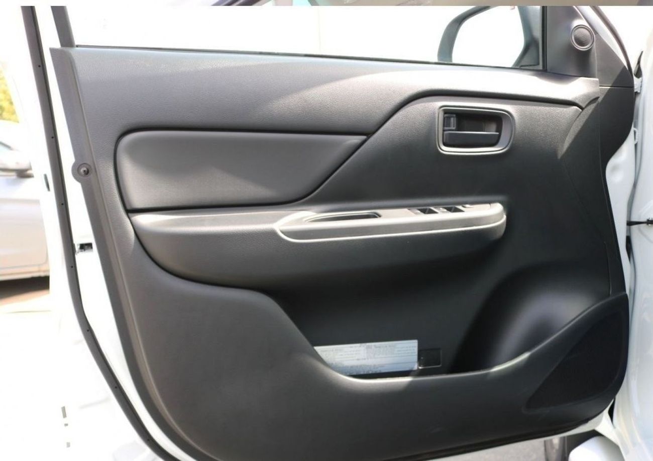 Mitsubishi L200 2023 | SPECIAL OFFER 2.4L PETROL L200 - EXPORT