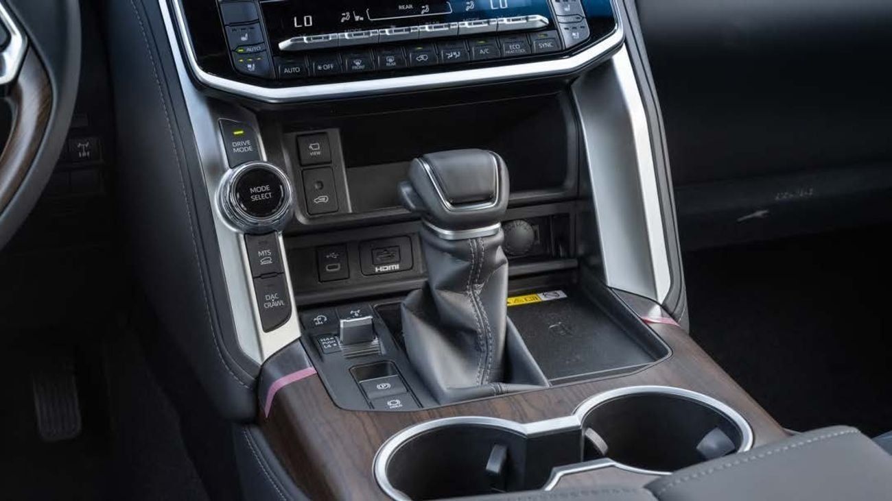 Toyota Land Cruiser VX 3.5L Land Cruiser 3.5 VX 2025