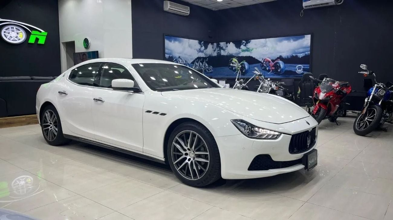 مازيراتي جيبلي STD Maserati Ghibli 2015